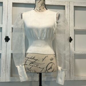 Vestique Soft Crew Neck Sweater Sheer Sleeves Cream Color Size Large